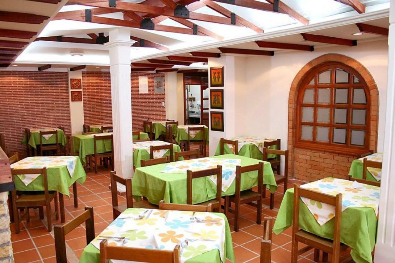 Casa Madrigal Hotel Pasto Buitenkant foto